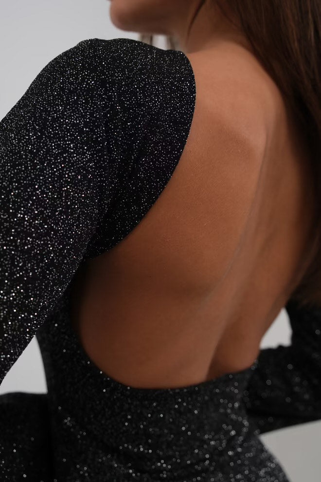 Long backless dress